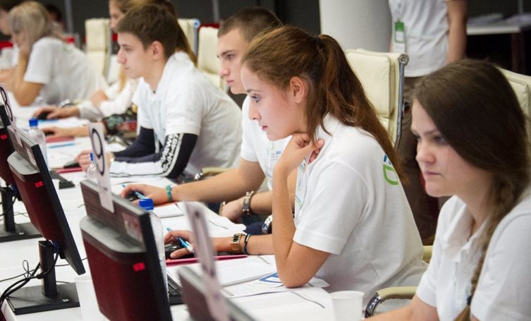 55% наград завоевали москвичи на Всероссийской олимпиаде школьников