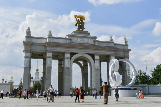 Этим летом на ВДНХ подготовлено много событий для любителей культурного и творческого досуга